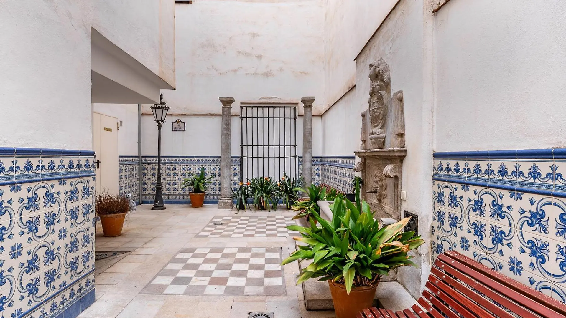Apartment Luxury Suite Ancha De La Virgen Granada
