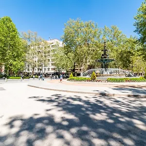 Encantador Piso Pleno Centro A Pie De Semana Santa Y Cerca De La Alhambra Granada
